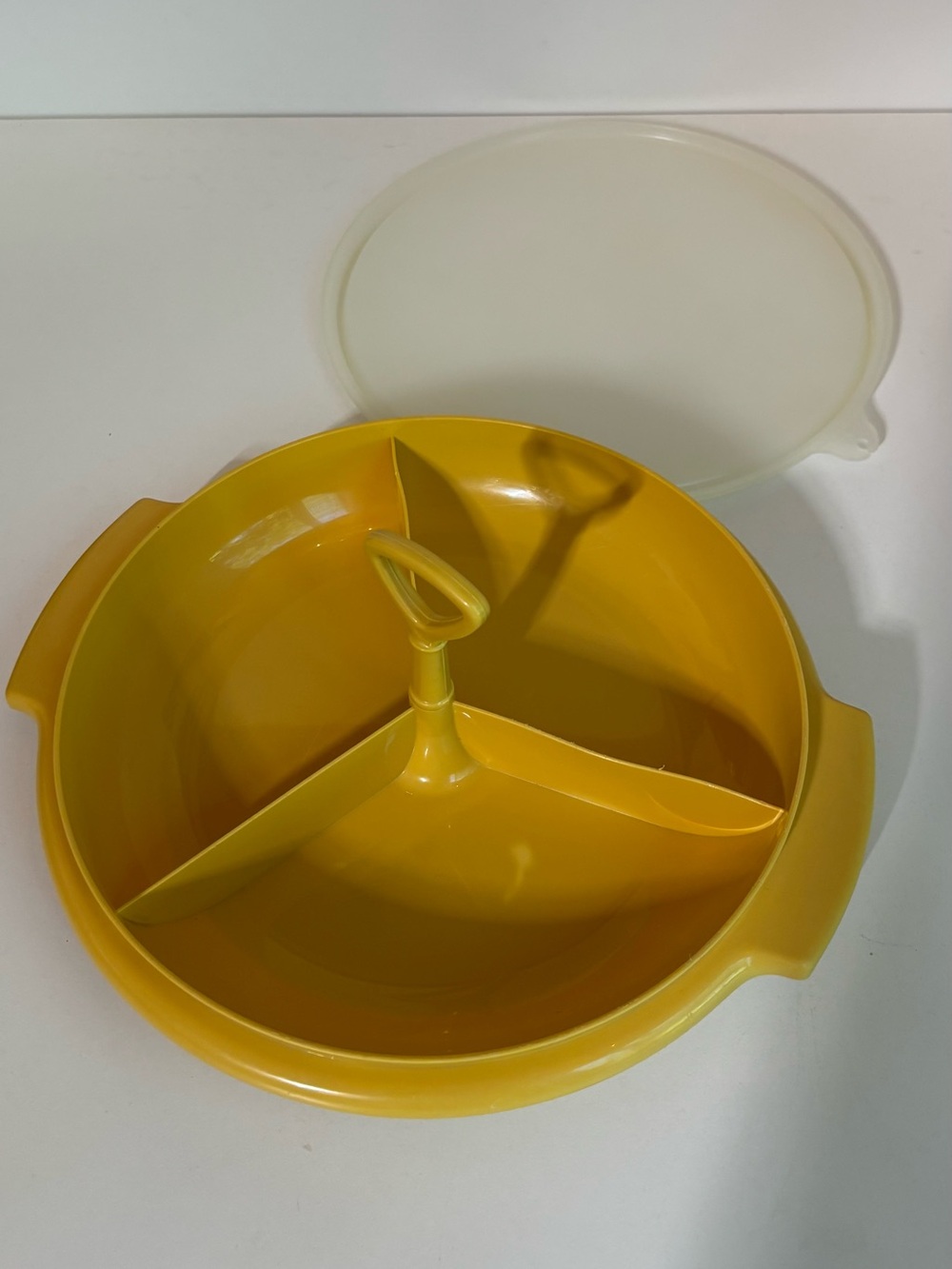 Tupperware Harvest Gold Vintage 3-Section Divided Snack Tray with Handle & Lid